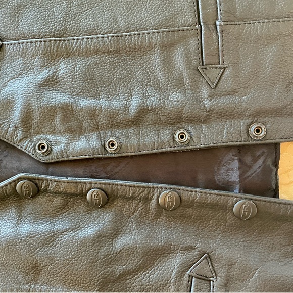 Women’s Black Leather Motorcycle Vest XL - Picture 6 of 9